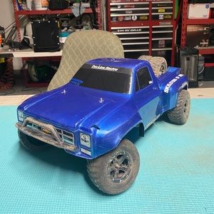 Meet your Posher, Joel